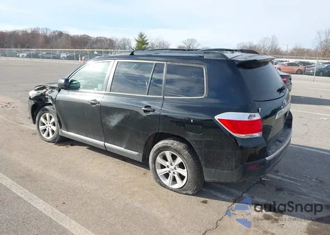 2011 Toyota Highlander Se V6 z USA, uszkodzony, nr VIN 5TDBK3EH9BS092812